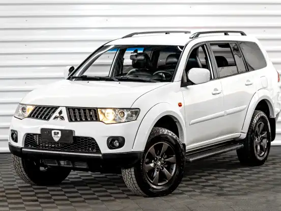 MITSUBISHI-PAJERO DAKAR-3.2 4X4 16V TURBO INTERCOOLER DIESEL 4P AUTOMÁTICO MITSUBISHI-PAJERO DAKAR-2013