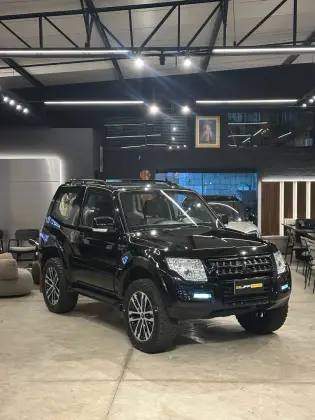 MITSUBISHI PAJERO FULL 3.2 HPE 4X4 16V TURBO INTERCOOLER DIESEL 2P AUTOMÁTICO