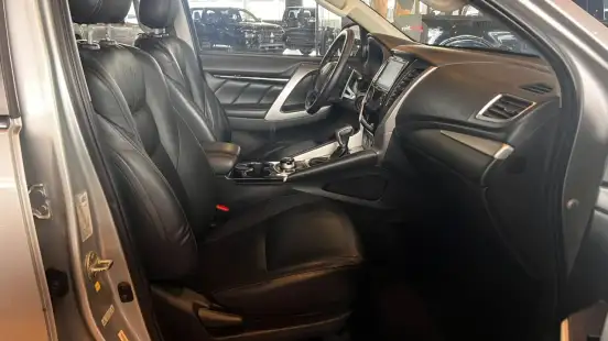MITSUBISHI-PAJERO SPORT-2019