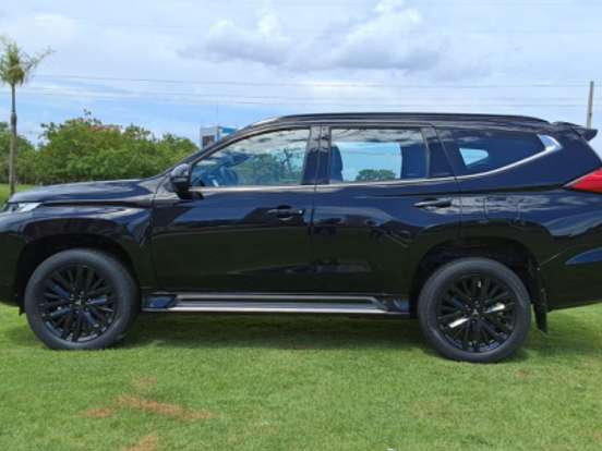MITSUBISHI-PAJERO SPORT-2.4 16V MIVEC TURBO DIESEL LEGEND BLACK AWD AUTOMÁTICO MITSUBISHI-PAJERO SPORT-2024