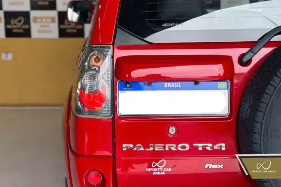 MITSUBISHI-PAJERO TR4-2013