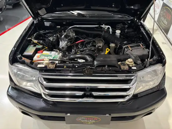 MITSUBISHI-PAJERO TR4-2003