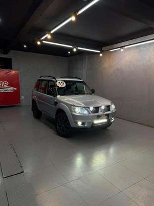 MITSUBISHI-PAJERO TR4-2.0 4X4 16V 140CV FLEX 4P AUTOMÁTICO MITSUBISHI-PAJERO TR4-2014