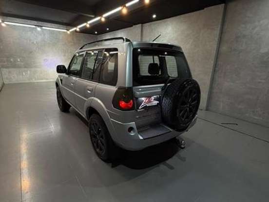 MITSUBISHI-PAJERO TR4-2.0 4X4 16V 140CV FLEX 4P AUTOMÁTICO MITSUBISHI-PAJERO TR4-2014