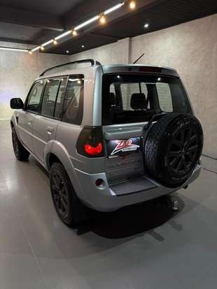 MITSUBISHI-PAJERO TR4-2.0 4X4 16V 140CV FLEX 4P AUTOMÁTICO MITSUBISHI-PAJERO TR4-2014