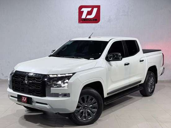 MITSUBISHI-TRITON-2.4 BITURBO DIESEL CD GL 4X4 AUTOMÁTICO MITSUBISHI-TRITON-2025
