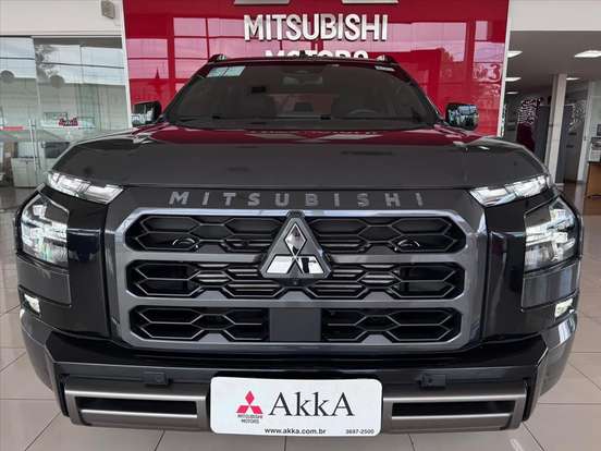 MITSUBISHI-TRITON-2.4 BITURBO DIESEL CD KATANA SR80 4X4 AUTOMÁTICO MITSUBISHI-TRITON-2025