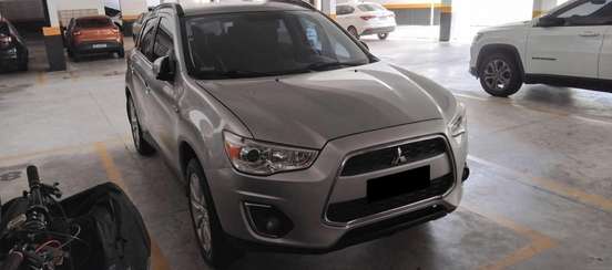 MITSUBISHI-ASX-2014