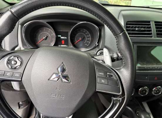 MITSUBISHI-ASX-2017