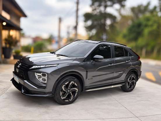 MITSUBISHI-ECLIPSE CROSS-1.5 MIVEC TURBO GASOLINA HPE-S BLACK S-AWC CVT MITSUBISHI-ECLIPSE CROSS-2025