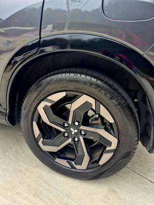 MITSUBISHI-ECLIPSE CROSS-1.5 MIVEC TURBO GASOLINA HPE-S BLACK S-AWC CVT MITSUBISHI-ECLIPSE CROSS-2025