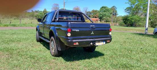 MITSUBISHI-L200-2007