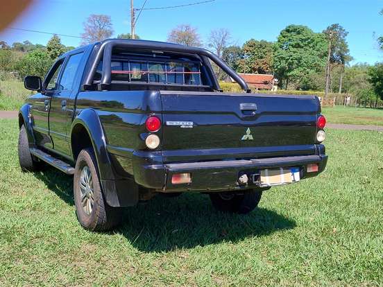 MITSUBISHI-L200-2.5 RS SPORT 4X4 CD 8V TURBO INTERCOOLER DIESEL 4P MANUAL MITSUBISHI-L200-2007