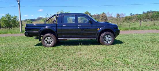 MITSUBISHI-L200-2007