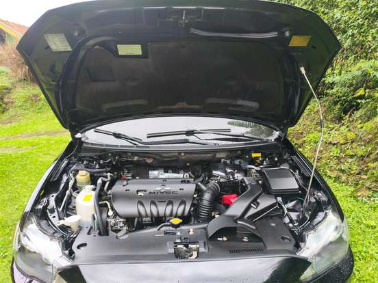 MITSUBISHI-LANCER-2.0 16V GASOLINA 4P AUTOMÁTICO MITSUBISHI-LANCER-2013