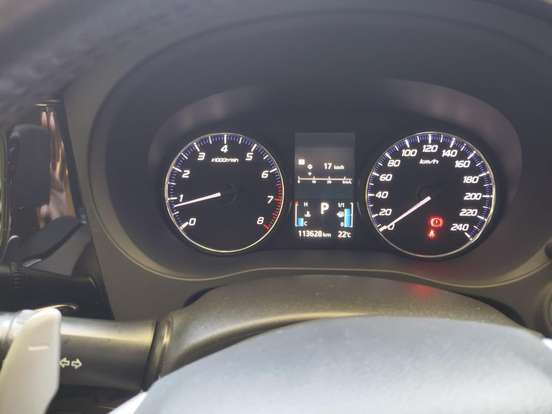 MITSUBISHI-OUTLANDER-2014