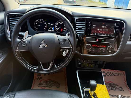 MITSUBISHI-OUTLANDER-2.0 MIVEC GASOLINA HPE AUTOMÁTICO MITSUBISHI-OUTLANDER-2018