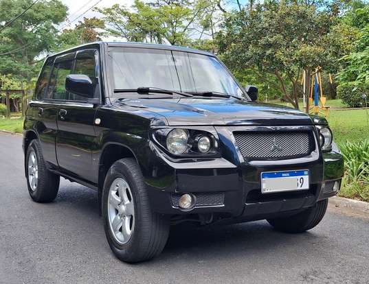 MITSUBISHI-PAJERO TR4-2009
