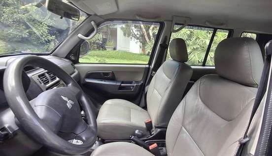 MITSUBISHI-PAJERO TR4-2009