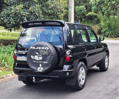 MITSUBISHI-PAJERO TR4-2009