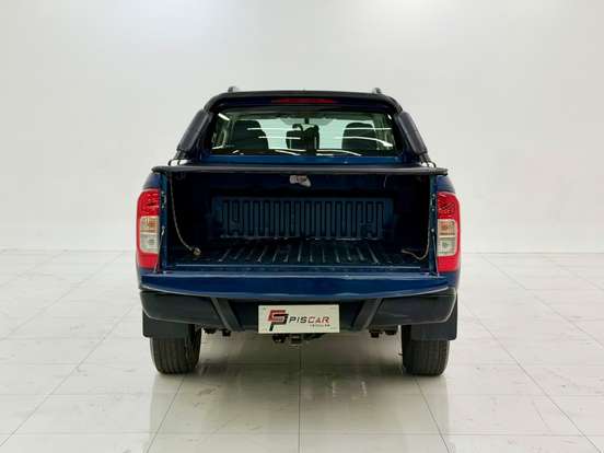 NISSAN-FRONTIER-2021