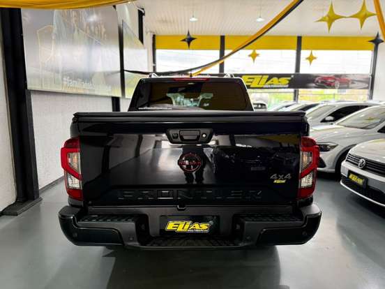 NISSAN-FRONTIER-2023