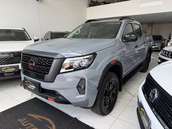 NISSAN FRONTIER 2.3 16V TURBO DIESEL PRO4X CD 4X4 AUTOMÁTICO