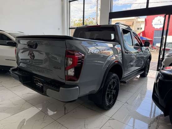 NISSAN-FRONTIER-2023