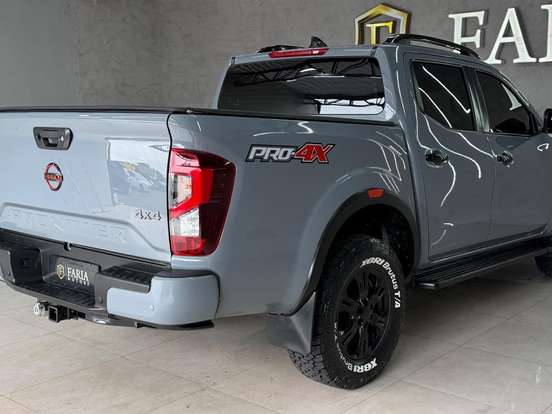 NISSAN-FRONTIER-2.3 16V TURBO DIESEL PRO4X CD 4X4 AUTOMÁTICO NISSAN-FRONTIER-2023