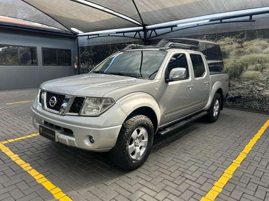 NISSAN-FRONTIER-2011