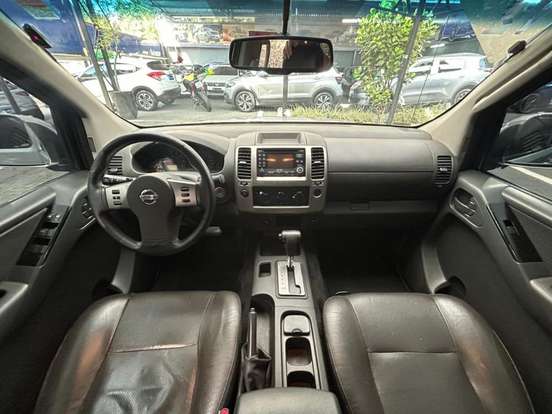 NISSAN-FRONTIER-2011