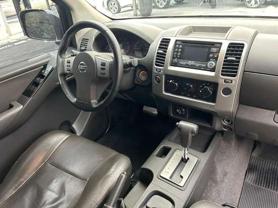 NISSAN-FRONTIER-2.5 LE 4X4 CD TURBO ELETRONIC DIESEL 4P AUTOMÁTICO NISSAN-FRONTIER-2011