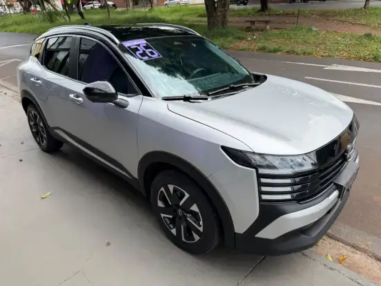 NISSAN-KICKS-2025