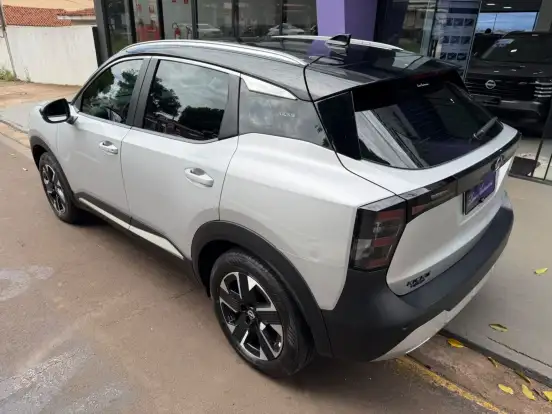 NISSAN-KICKS-2025