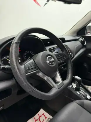 NISSAN-KICKS-2023