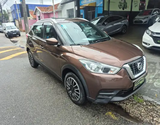 NISSAN-KICKS-2020