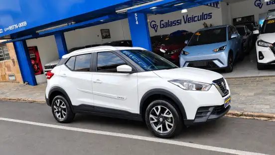 NISSAN-KICKS-2020