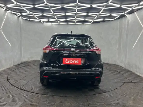 NISSAN-KICKS-2024