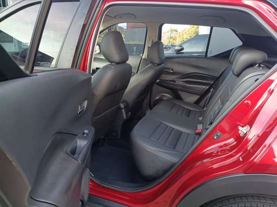 NISSAN-KICKS-2023
