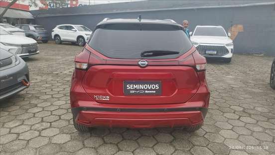 NISSAN-KICKS-2024