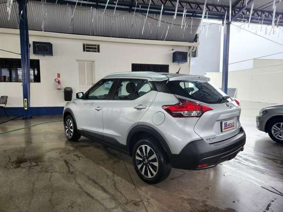 NISSAN-KICKS-2018