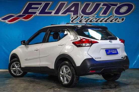 NISSAN-KICKS-2017