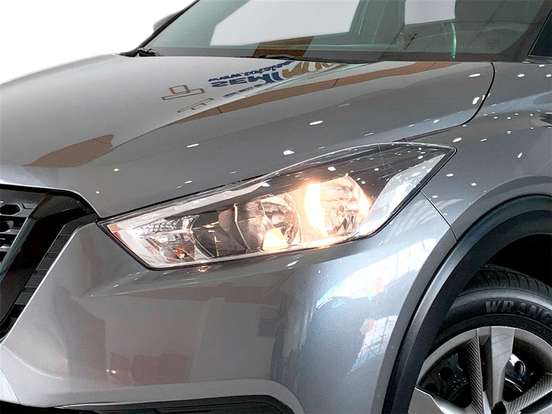 NISSAN-KICKS-2020