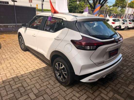 NISSAN-KICKS-2024