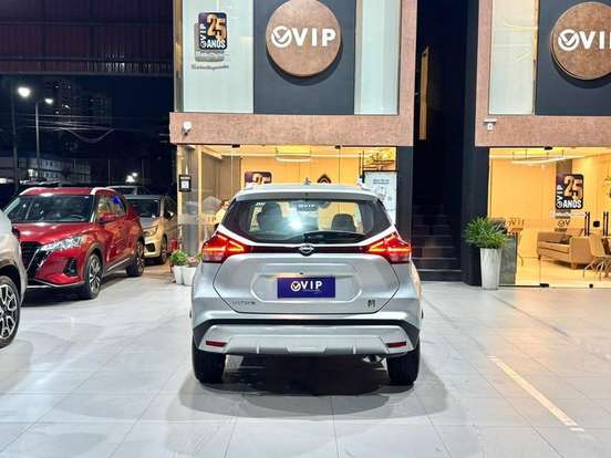 NISSAN-KICKS-2024