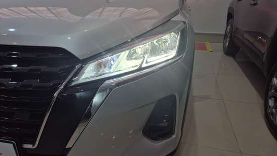 NISSAN-KICKS-2024