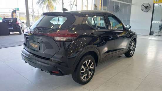 NISSAN-KICKS-2023