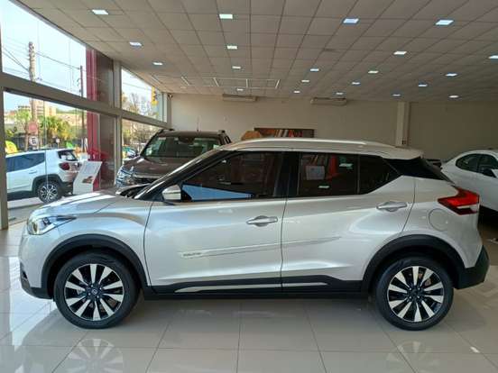 NISSAN-KICKS-2020