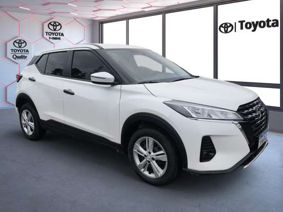 NISSAN-KICKS PLAY-2025