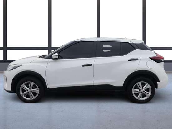 NISSAN-KICKS PLAY-2025